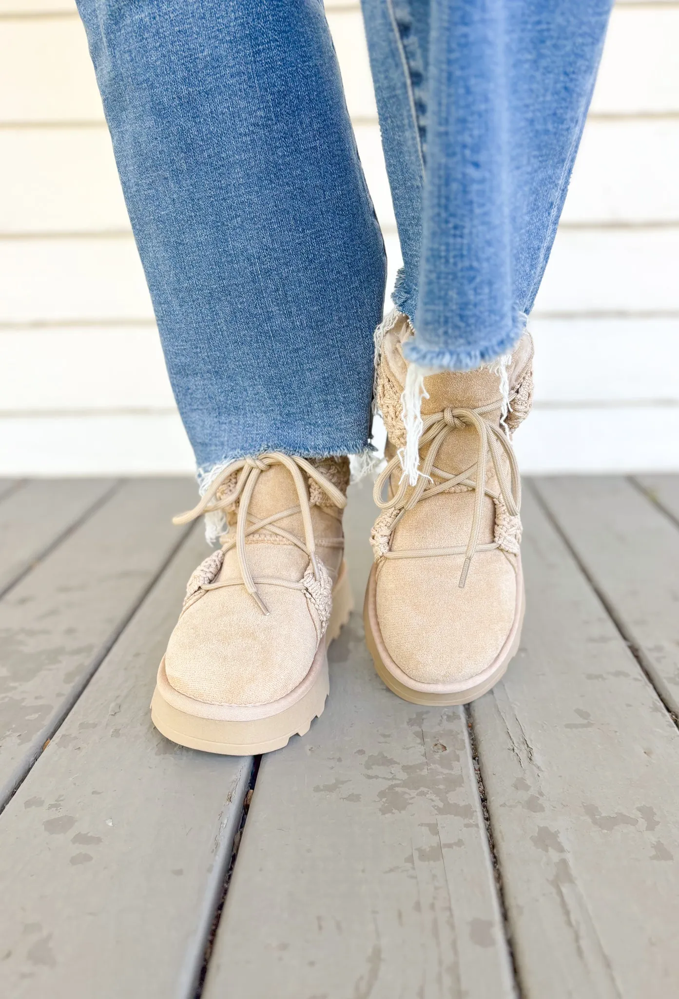 Beach By Matisse Matterhorn Boots
