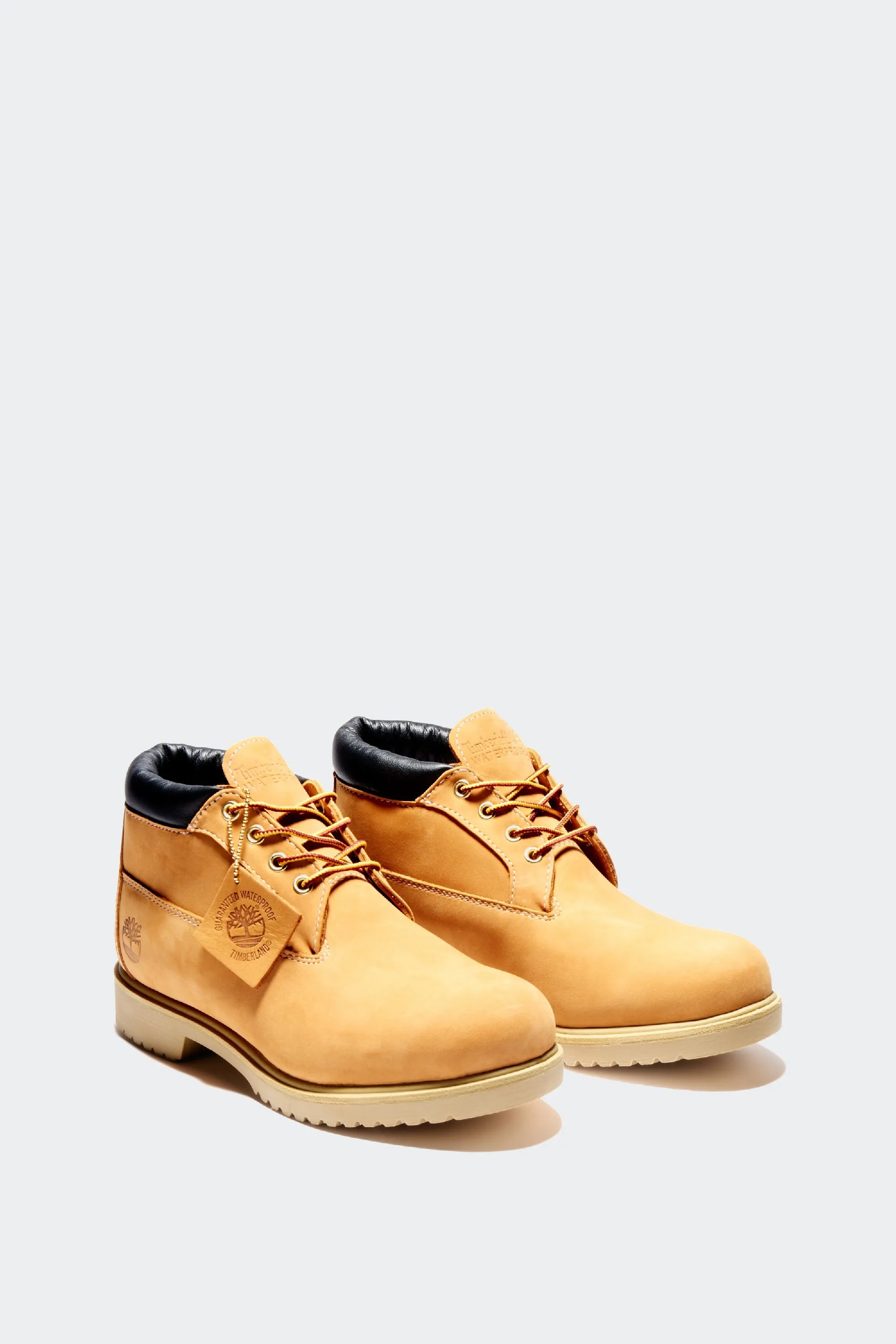 CHUKKA BOOTS
