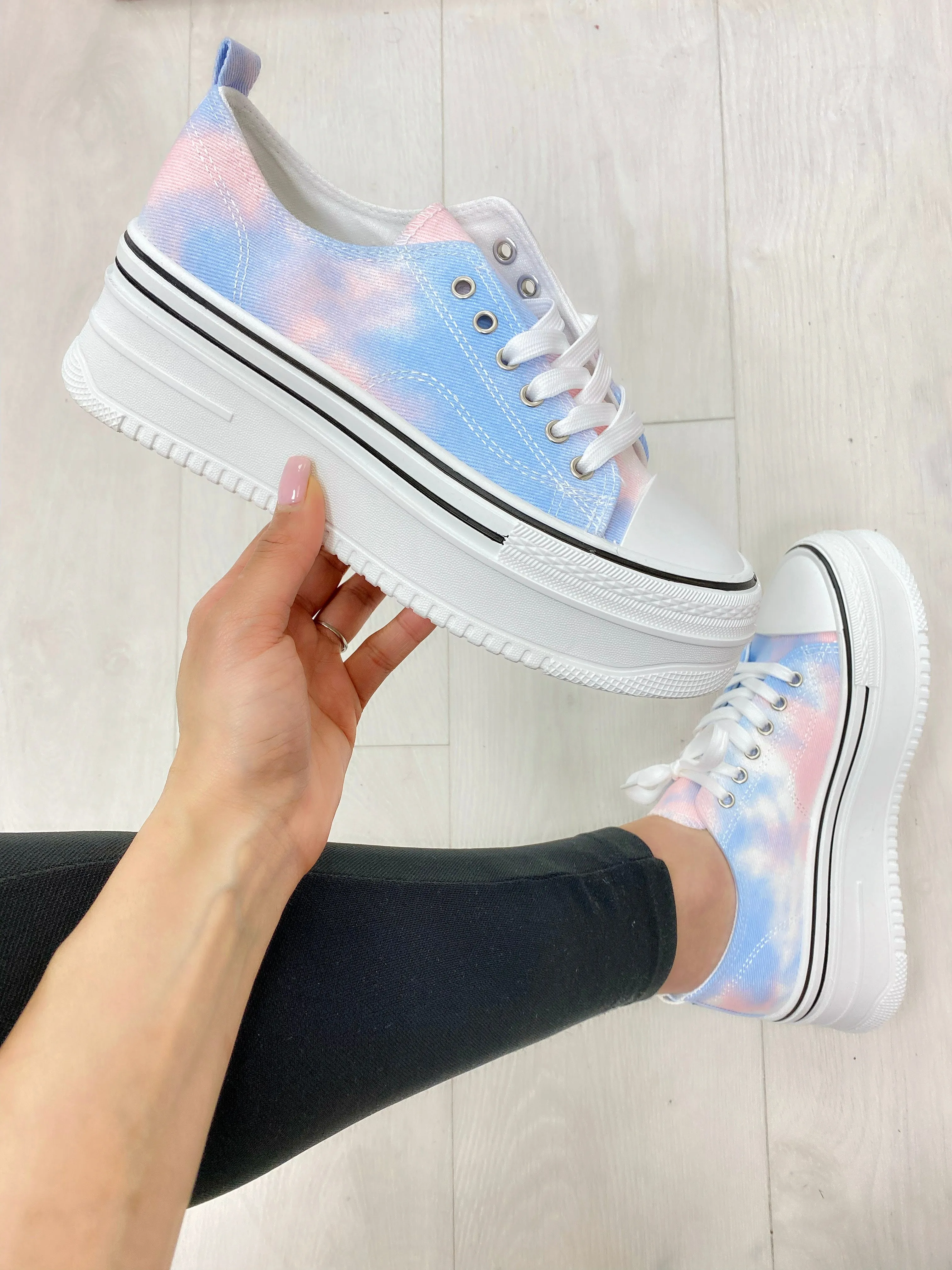 Dreamer Cloud Effect Platform Trainers