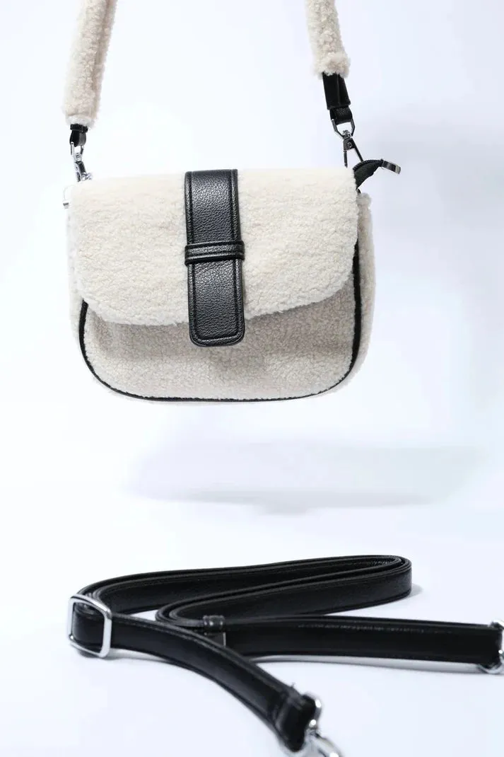 Element White   Vista Milk