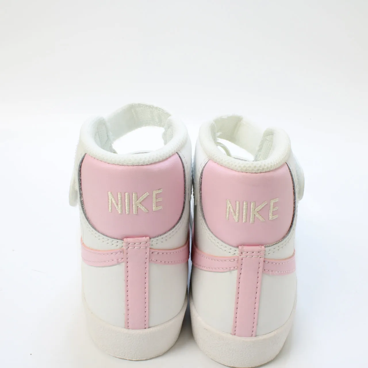 Kids Nike Blazer Mid '77 Pre School Trainers Summit White Pink Foam Coconut Milk Uk Size 2