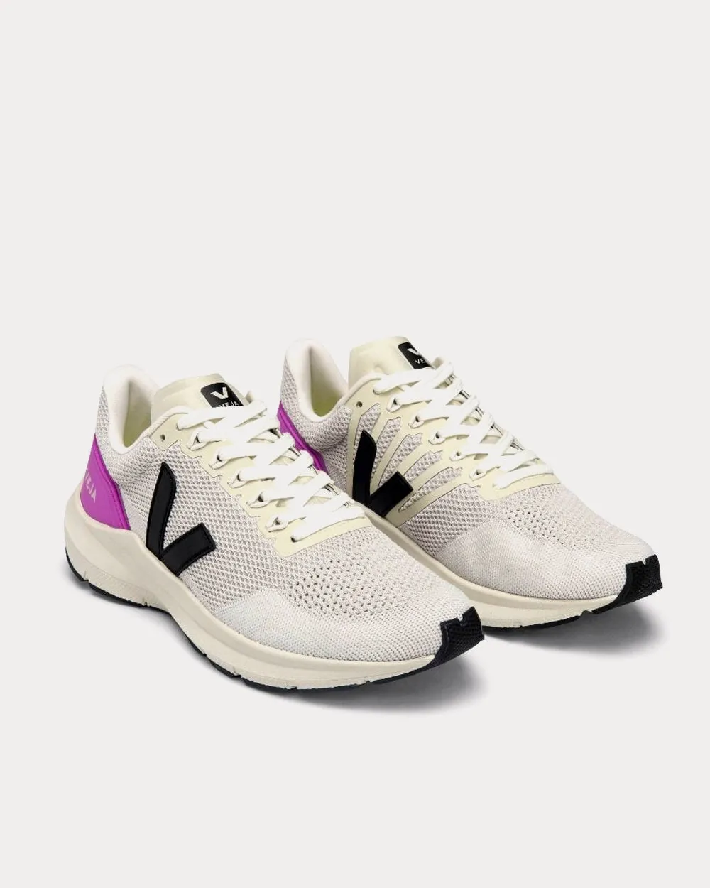 Marlin Chalk Running Shoes