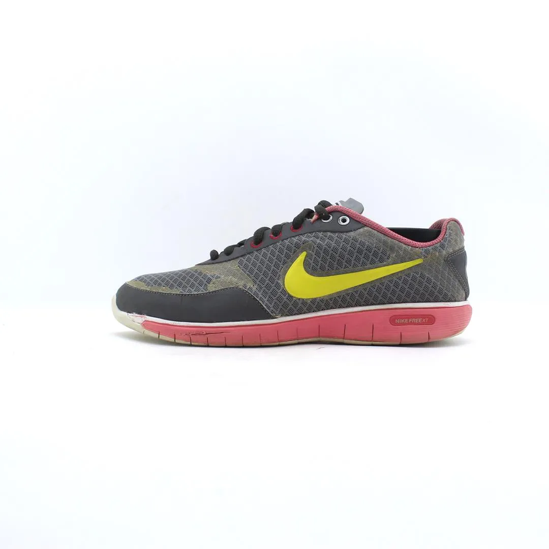 NIKE FREE XT