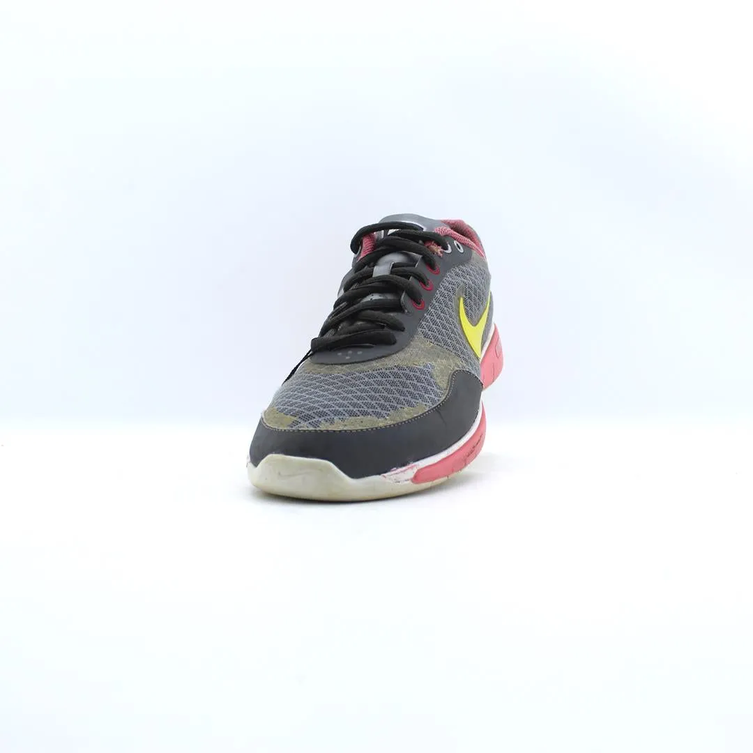 NIKE FREE XT