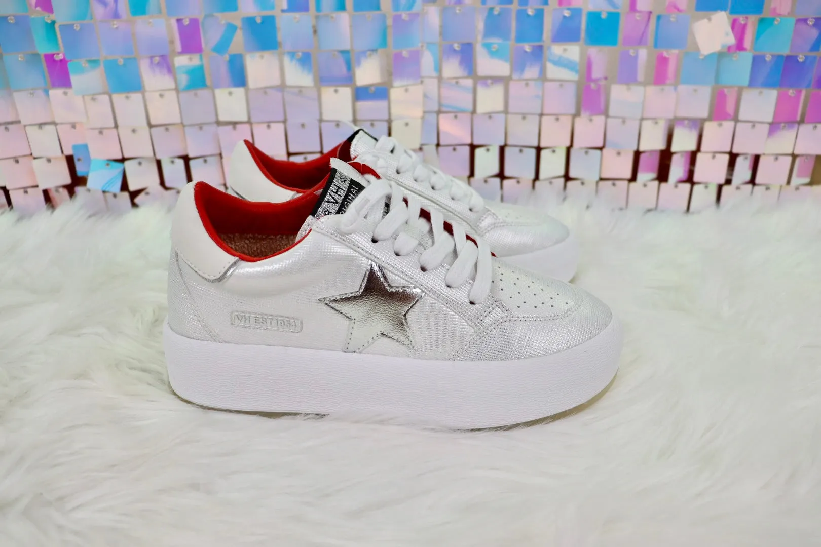 Ream 10 Vintage Havana Sneaker in Red/Silver/White