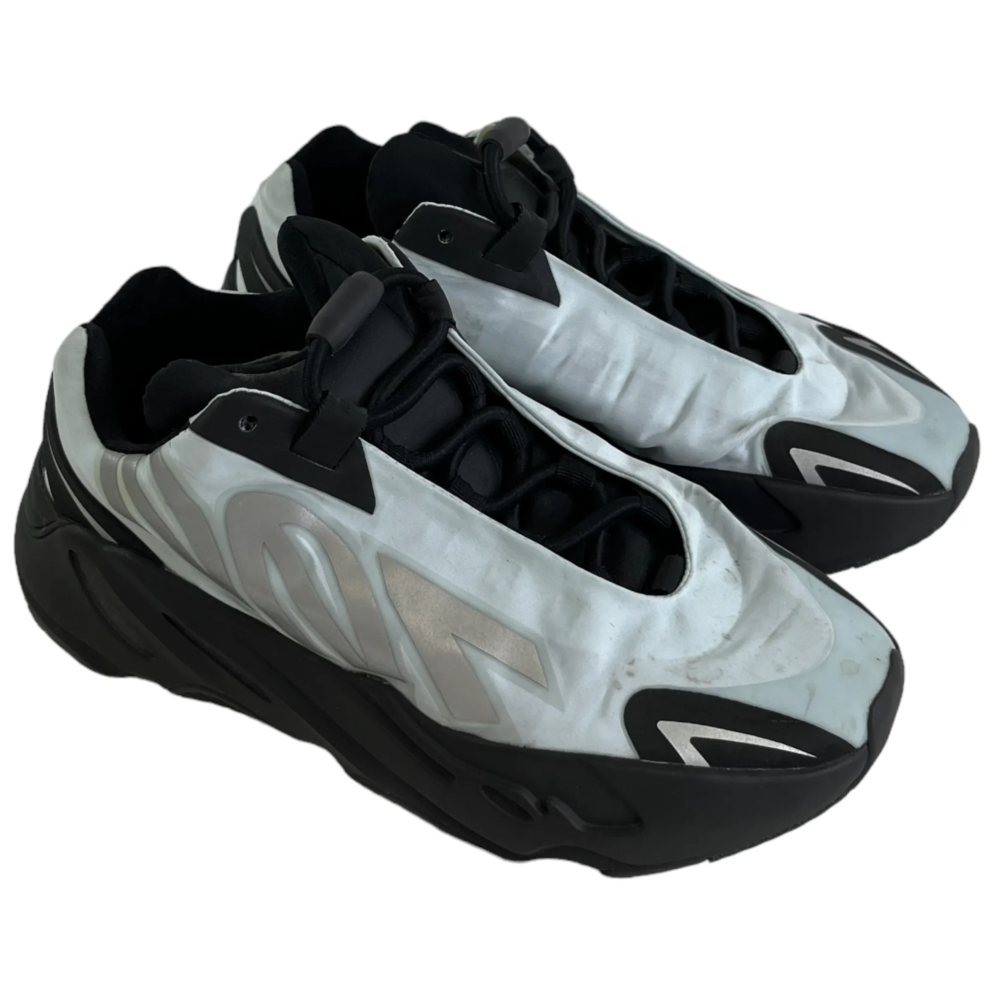 Women's 700 V3 Low Trainers Grey Size EU 37 / UK 4